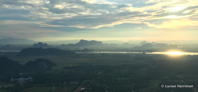 Mountain scenery near Hpa An